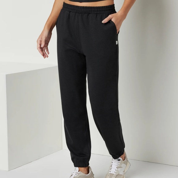 Vuori Pants - VUORI Boyfriend Sweatpant